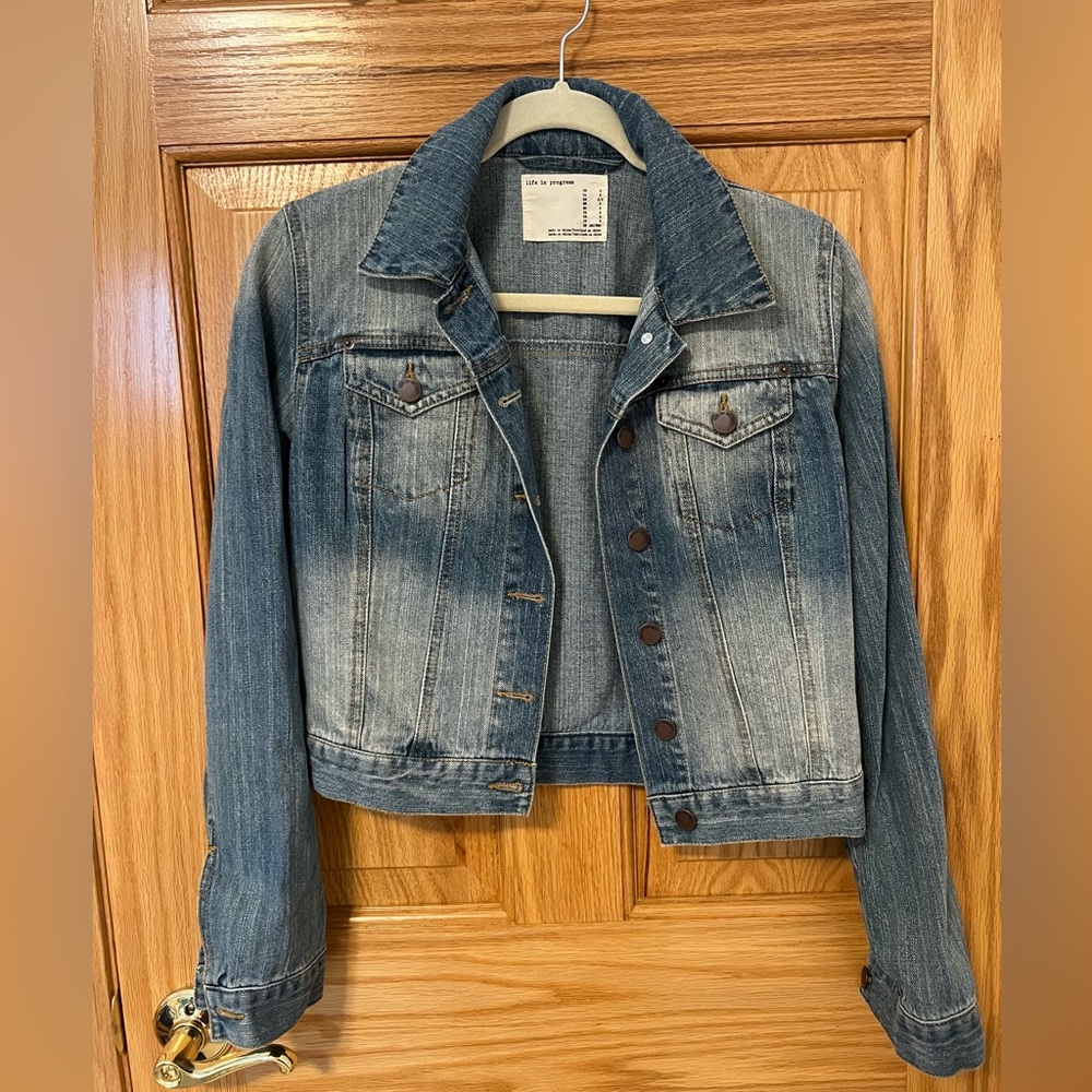 Life in Progress blue denim jean jacket. Size small